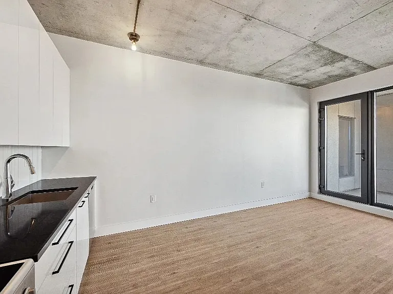 815 Flatbush Ave #202 — Photo 2