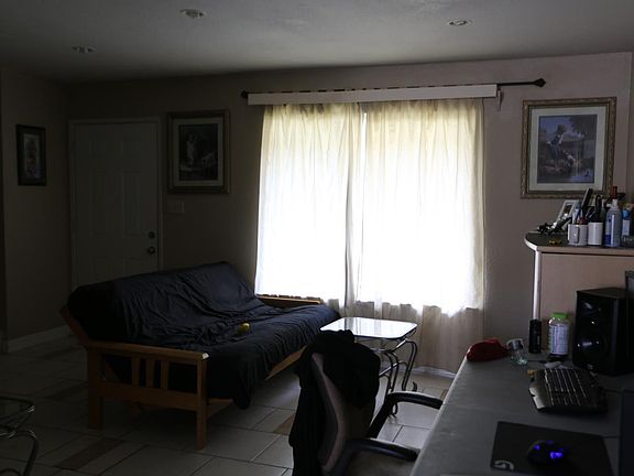 3rd image of 3463 Pistachio Dr