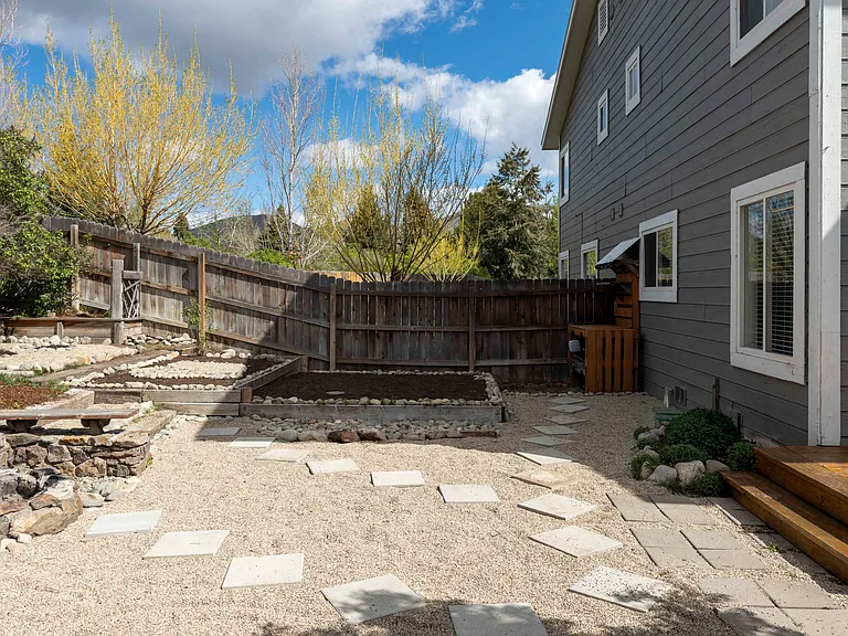 617 Willow Dr — Photo 11