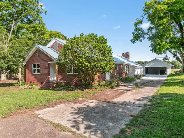 164 Geiger Rd, Headland, AL 36345