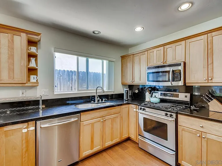 5664 Campanile Way — Photo 9