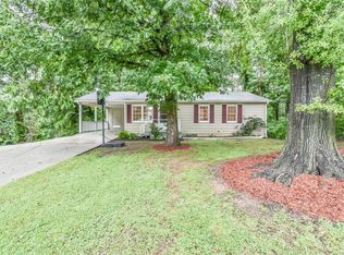 4663 Pinecrest Dr, Sugar Hill, GA 30518