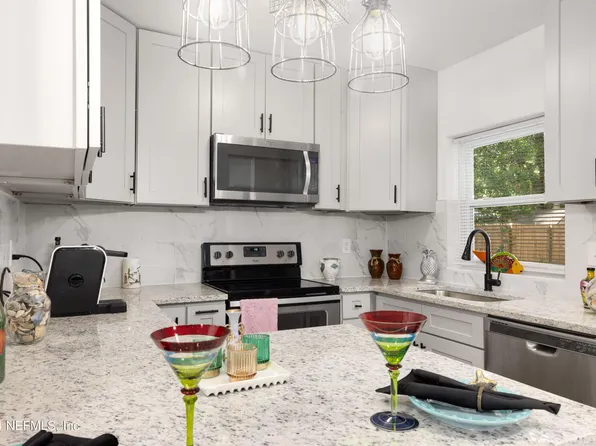 435 TABOR Drive W, Jacksonville, FL 32216
