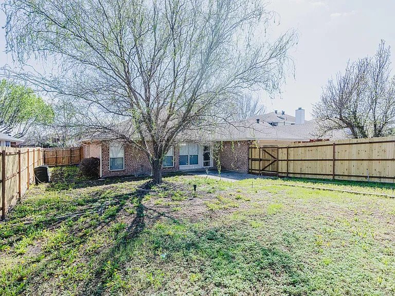 8805 Barton Creek Dr — Photo 26