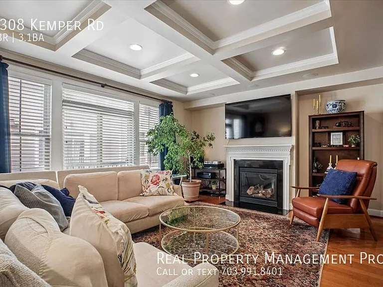 3308 Kemper Rd — Photo 3