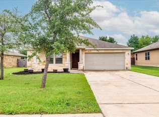 1061 Violet Ln, Kyle, TX 78640