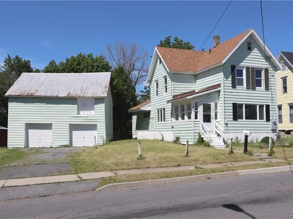 318 W Hoard St, Watertown, NY 13601