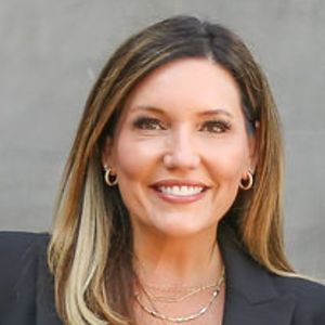 Kimberly Lowe