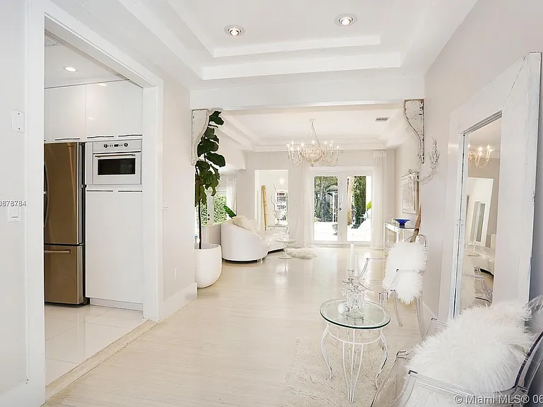 4036 Malaga Ave — Photo 9