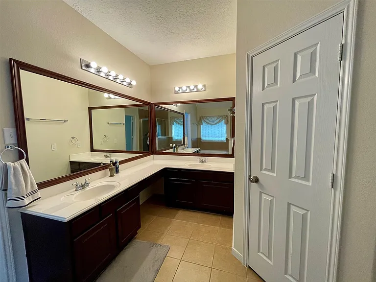 14110 Pawnee Bend Dr — Photo 23