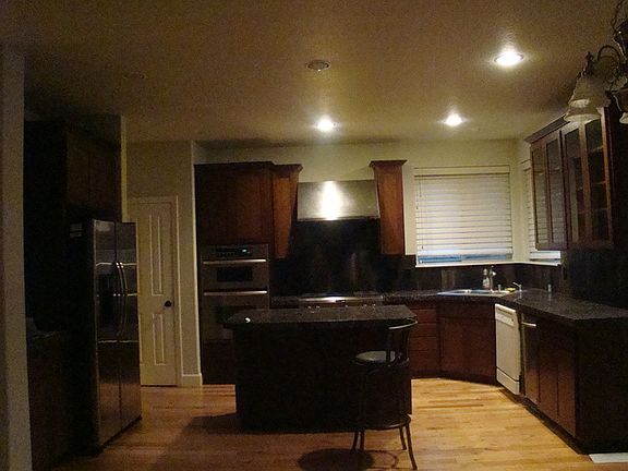 3rd image of 17505 NE 34th St