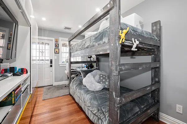 Sold by Realty Executives Today | media 14