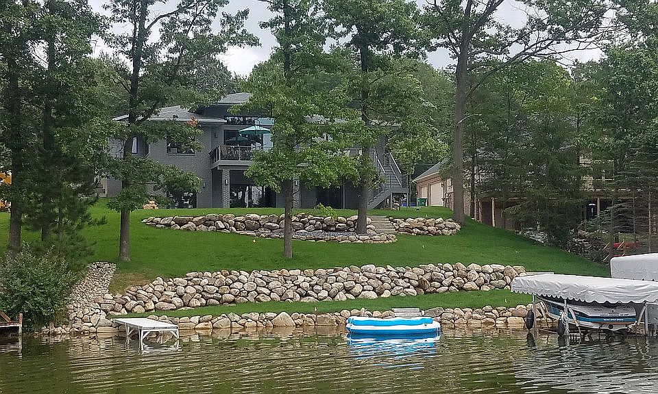 2nd image of 7427 Parkwood Dr