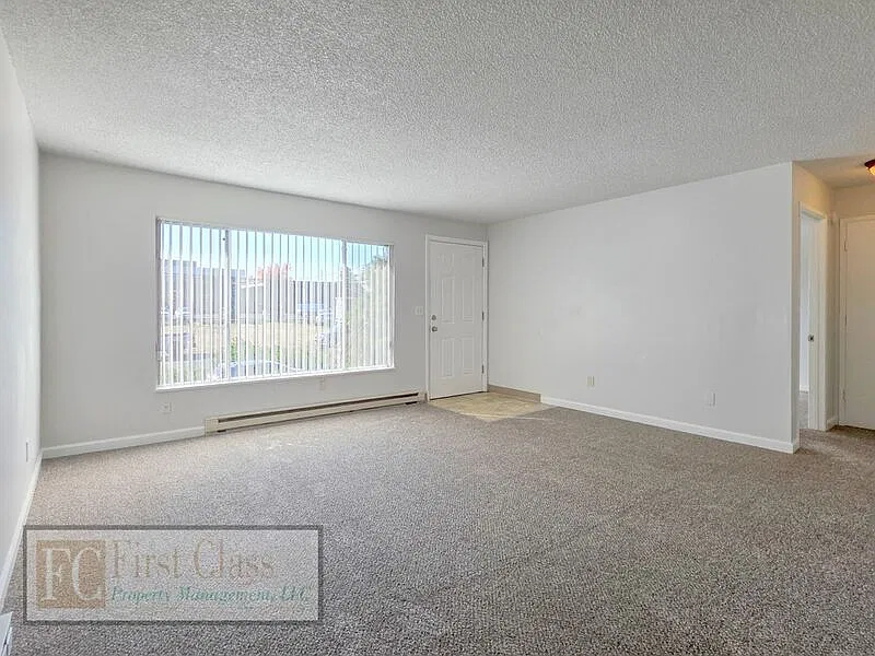 2 bed, 1.0 bath, 780 sqft, $1,395 — Photo 3