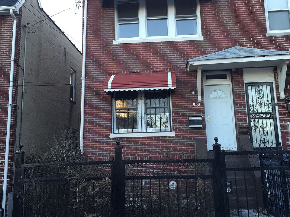 1st image of 950 E 231 Street