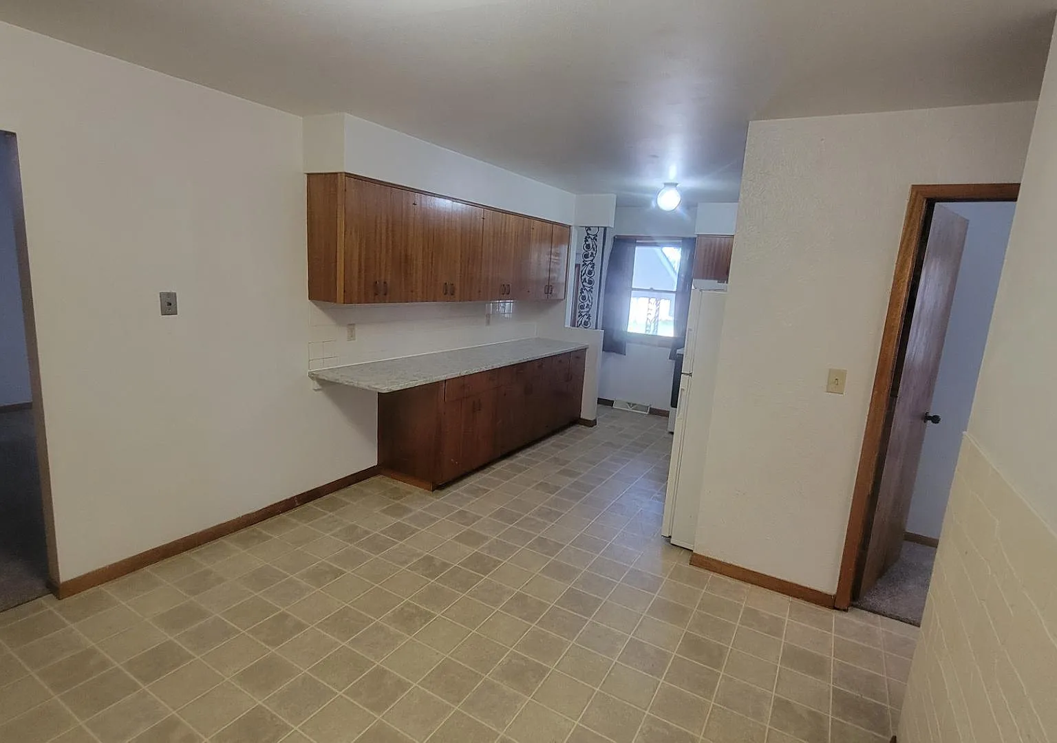 1011 Lincoln Street - 6 — Photo 4