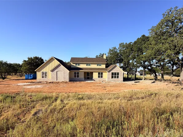 45 Cecil Ct, Poolville, TX 76487