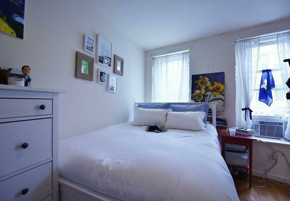 1st image of 114 Christopher St APT 28