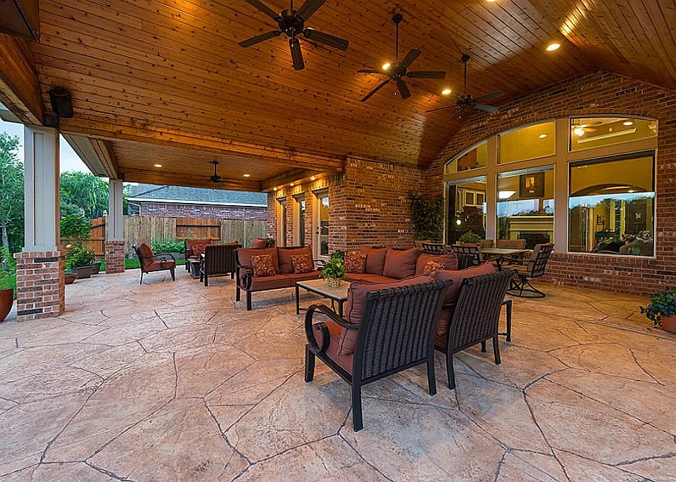 1st image of 2401 Pebble Lodge Ln