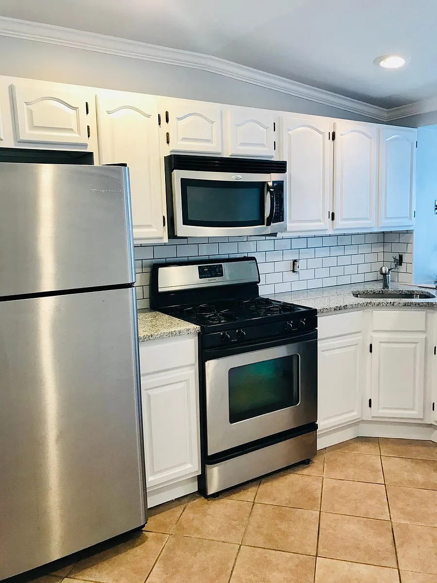 Kitchen - 1509 S Hanover St