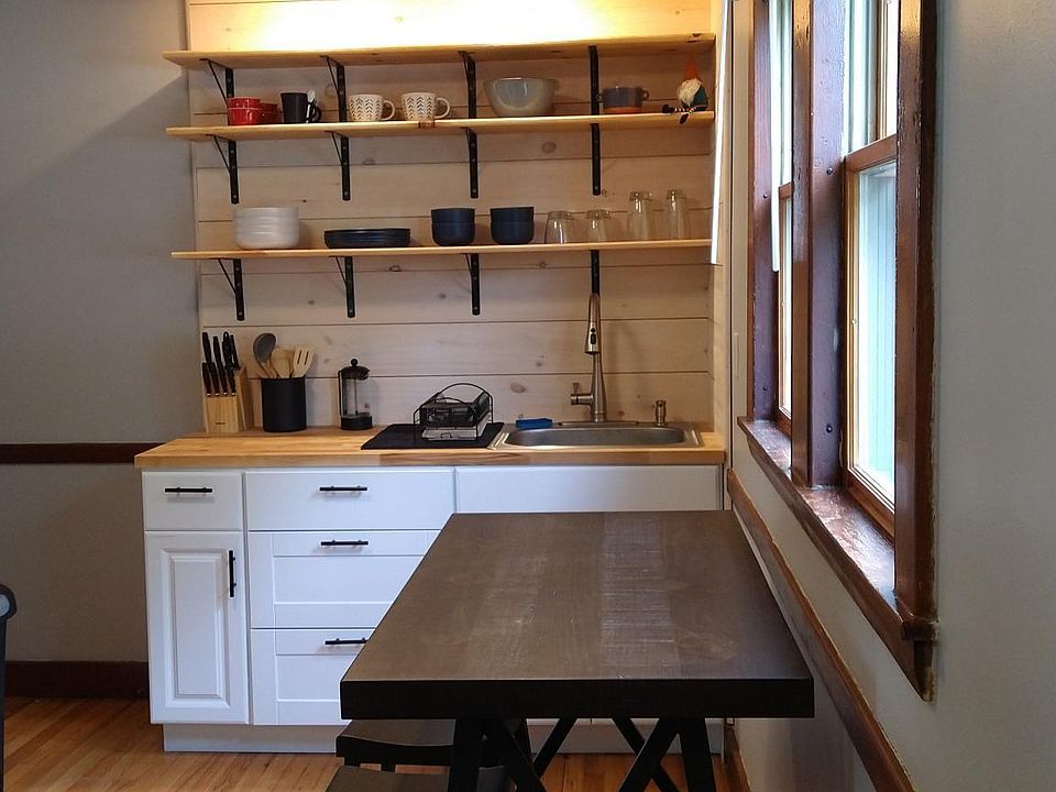 7 Harvey St Biddeford, ME, 04005 Apartments for Rent Zillow