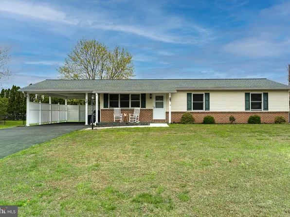 108 W Bonnie Ave, Elizabethville, PA 17023