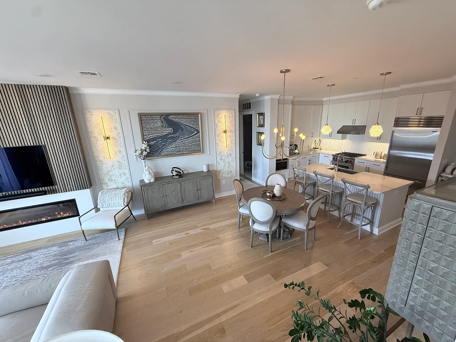 2 bed, 1497 sqft, $6,500 — Photo 4