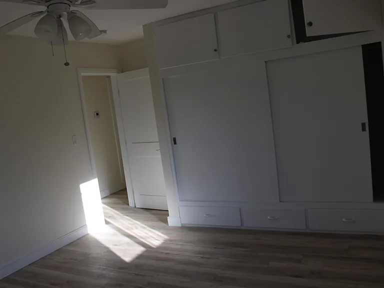 2521 N Brighton St — Photo 8