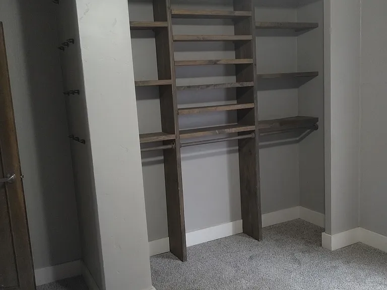 629 SW Davis Ave — Photo 15