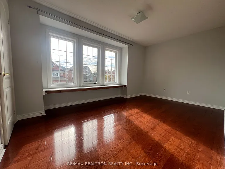 53 Shadow Falls Dr — Photo 11