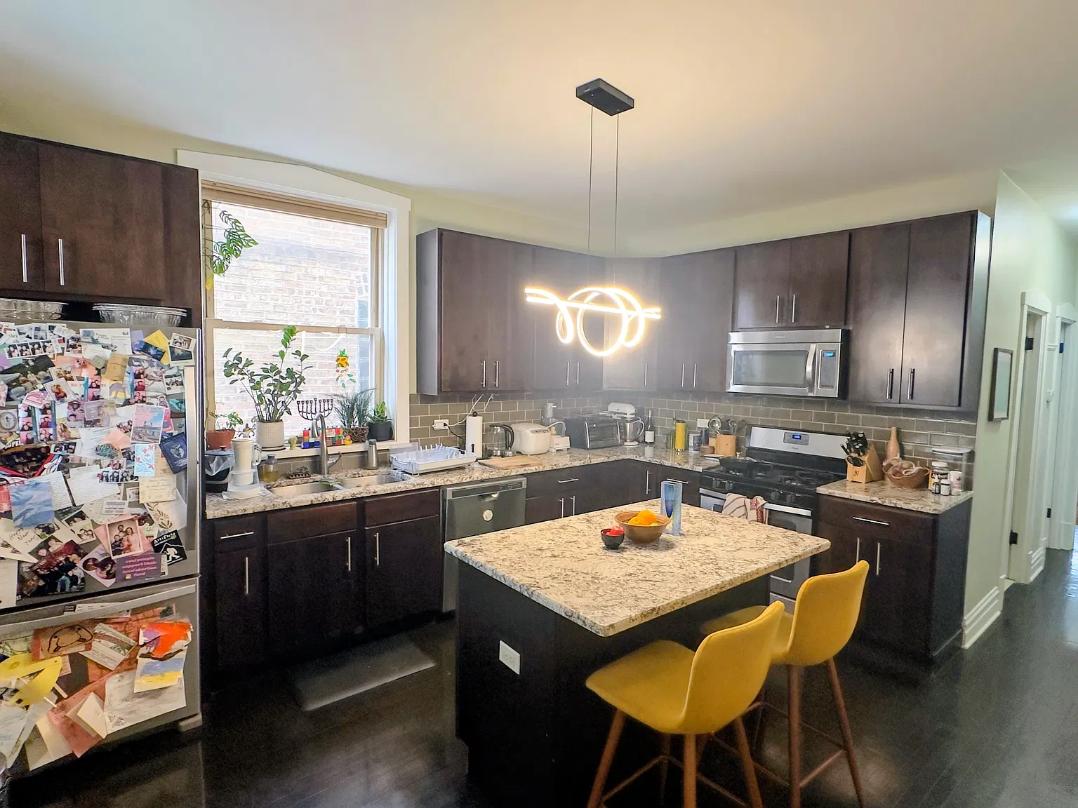 2 bed, 1100 sqft, $2,600 — Photo 2