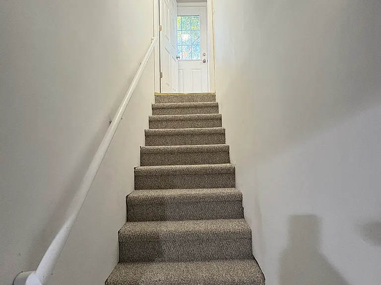 51 S Seymour Ave — Photo 13