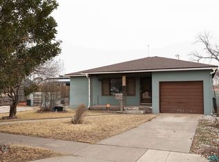 1034 N Edwards St, Carlsbad, NM 88220