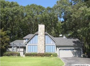 2244 E Upper River Rd, Decatur, AL 35603