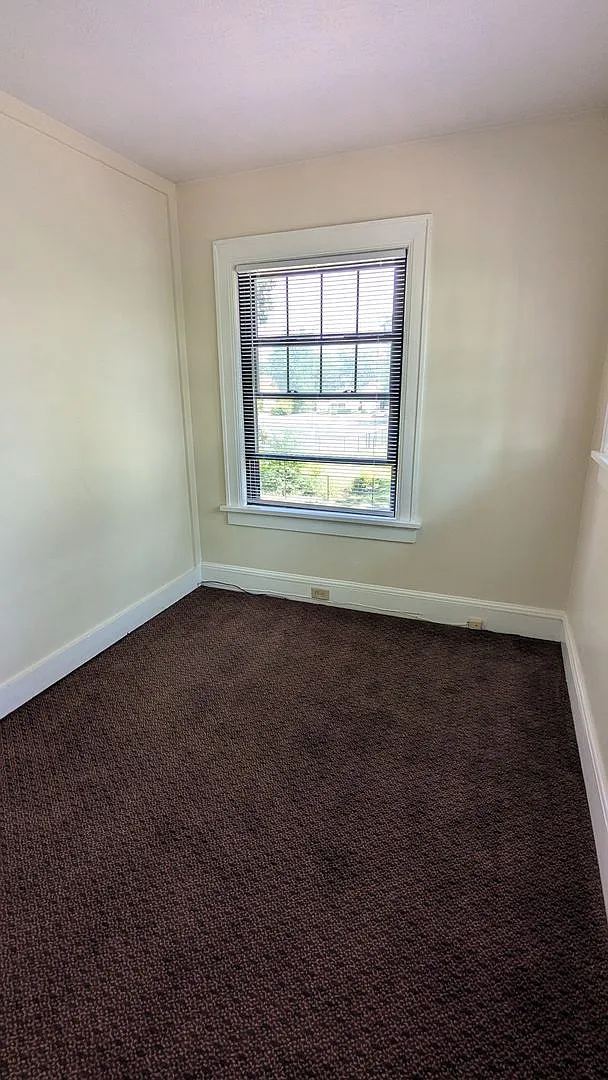 1 bed, 1.0 bath, $750 — Photo 4
