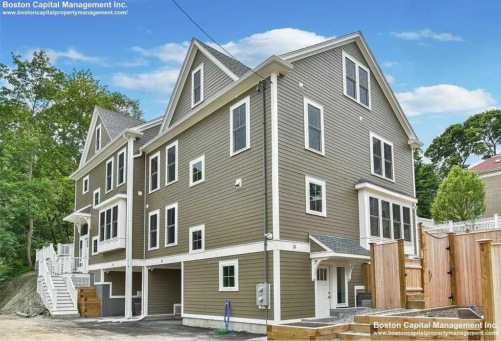 4 bed, 4.5 bath, $6,800 — Photo 2