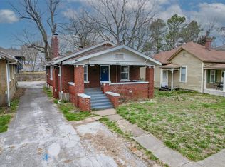 1707 N Summit Ave, Springfield, MO 65803