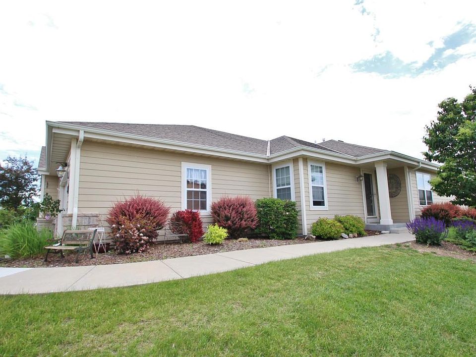 1st image of 624 Belmont Dr