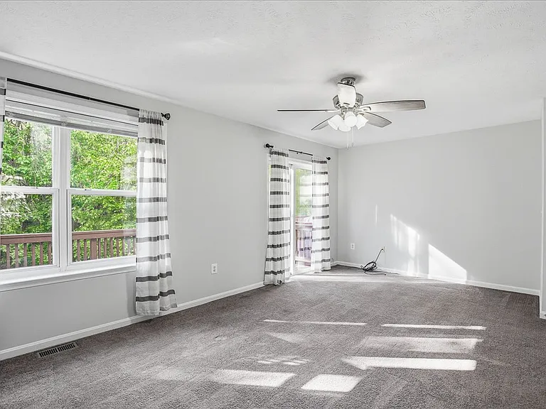 8000 Delores Ct — Photo 31