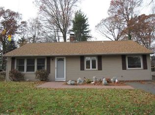 13 Sylvan Way, Wallingford, CT 06492