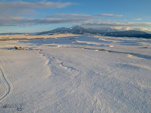 5th image of 2 Basin Trail Rd