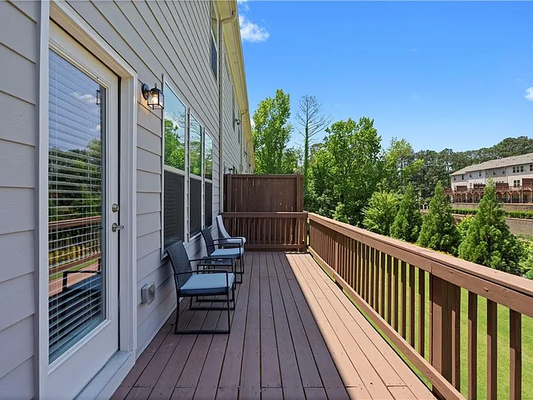 2042 Violet Ln — Photo 22