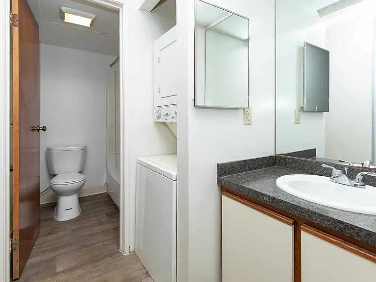 Premier Village Apartments — Photo 19
