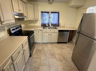 69 Dirigo Dr, Bangor, ME 04401