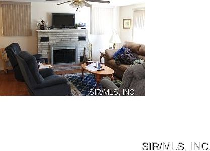 3rd image of 403 Killarney Dr