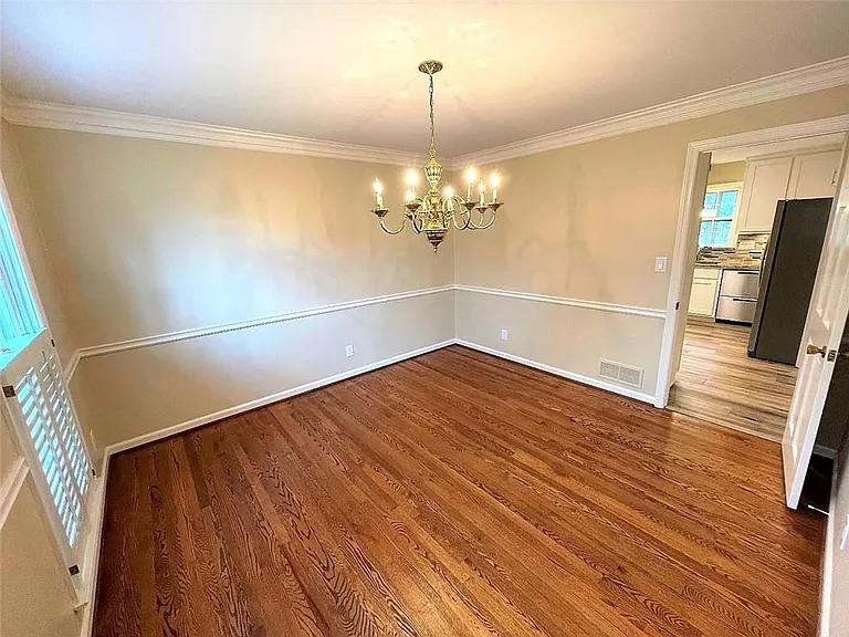 1150 Falstaff Dr — Photo 7