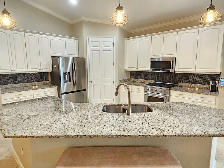 118 Bella Vista Ter #7C — Photo 24
