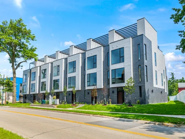 14 Lincoln Ave, Iowa City, IA 52246