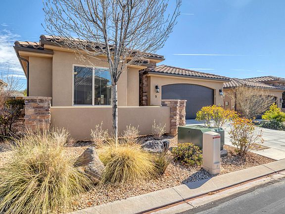 3rd image of 650 N Red Stone Rd Unit 9