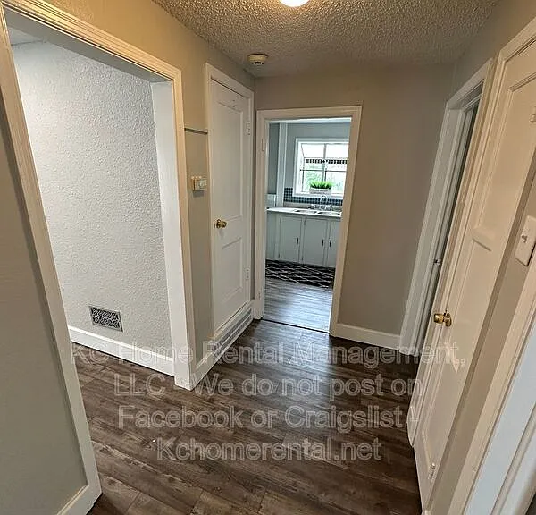 127 W 85th St — Photo 28